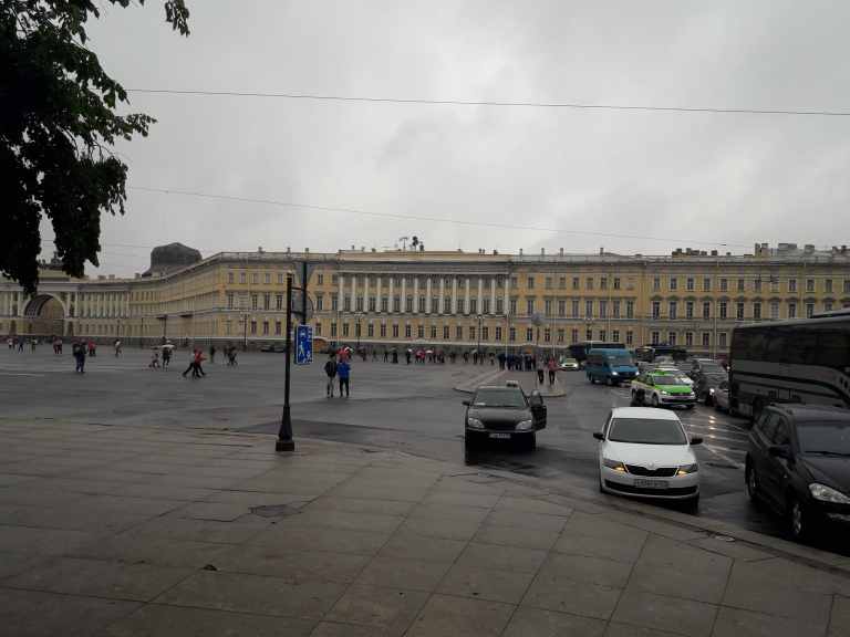 The Western Military District HQ in St.Petersburg at palace square